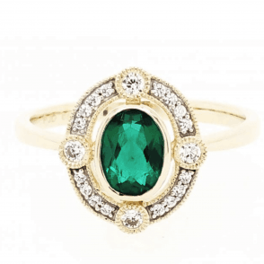 9ct Green Stone Ring