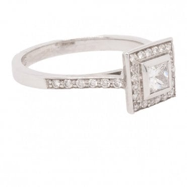 18ct Square Halo Diamond Ring