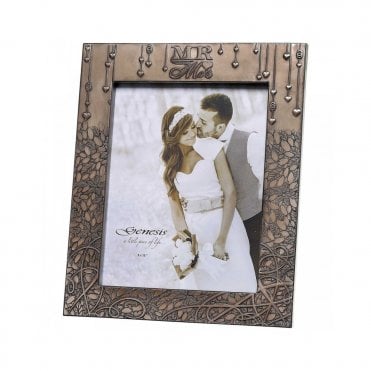 Mr.& Mrs. Wedding Frame