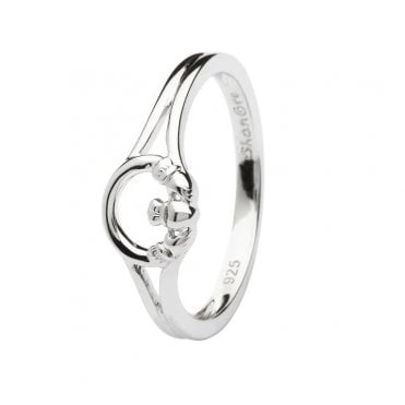Open Circle Claddagh Ring